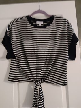 Marc Jacobs New York Black and White Striped Tie-Front Crop Top Small Worn Once